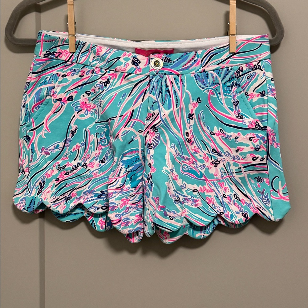 Lily Pulitzer Callahan Scalloped Shorts